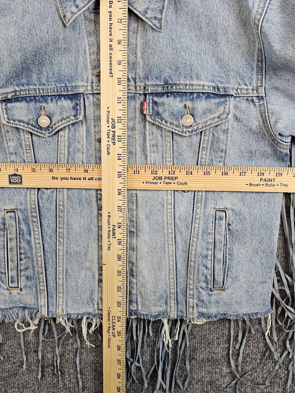 Levi's "All-Over-Fringe" Trucker Denim Jacket- Medium - Picture 10 of 10